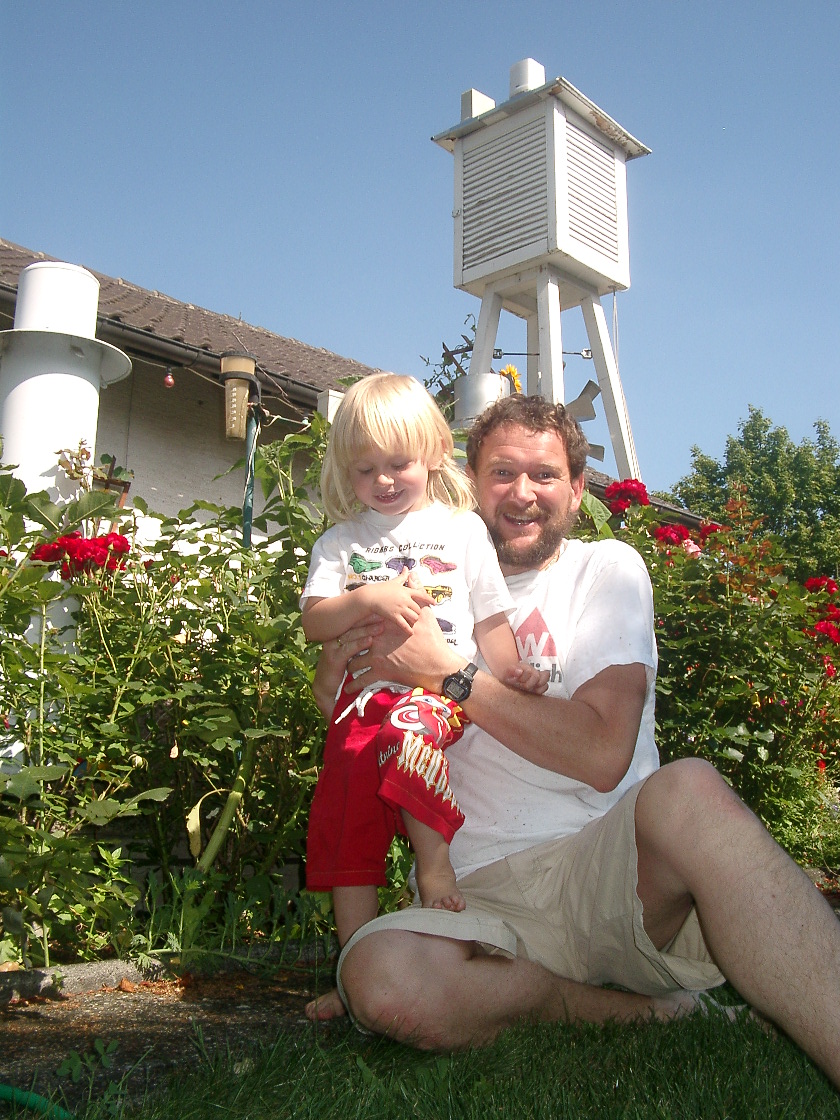 At the home station with my son Paul, 3 yrs old (summer 2009)